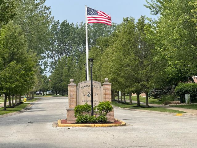 2740 Georgetowne Drive B1, Highland, IN 46322