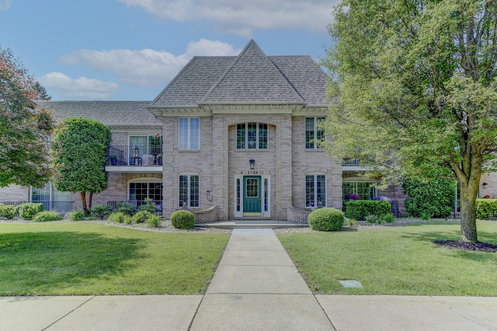 2740 Georgetowne Drive B1, Highland, IN 46322