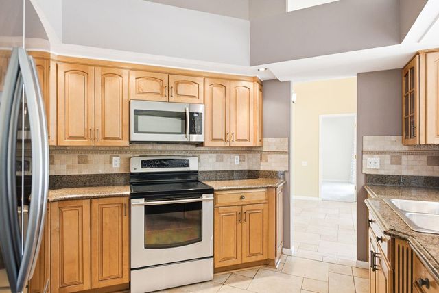 1856 WOOD THRUSH WAY, Palm Harbor, FL 34683