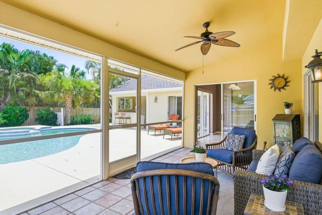 1856 WOOD THRUSH WAY, Palm Harbor, FL 34683
