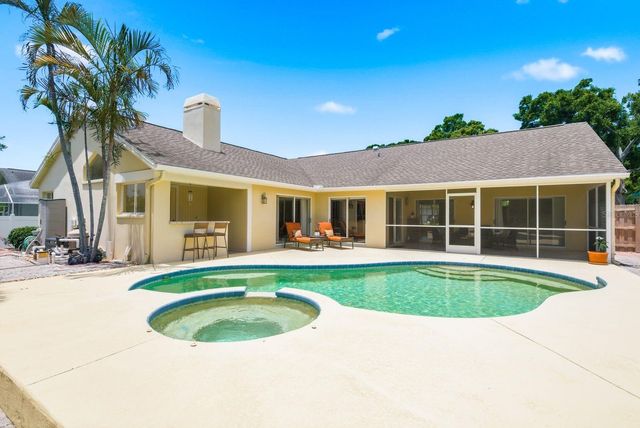 1856 WOOD THRUSH WAY, Palm Harbor, FL 34683