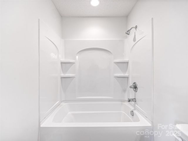 34 Beekeeper Trail, Swannanoa, NC 28778