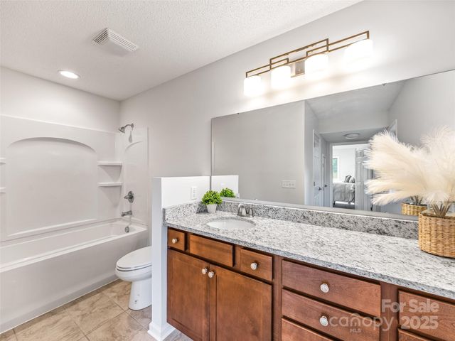 34 Beekeeper Trail, Swannanoa, NC 28778