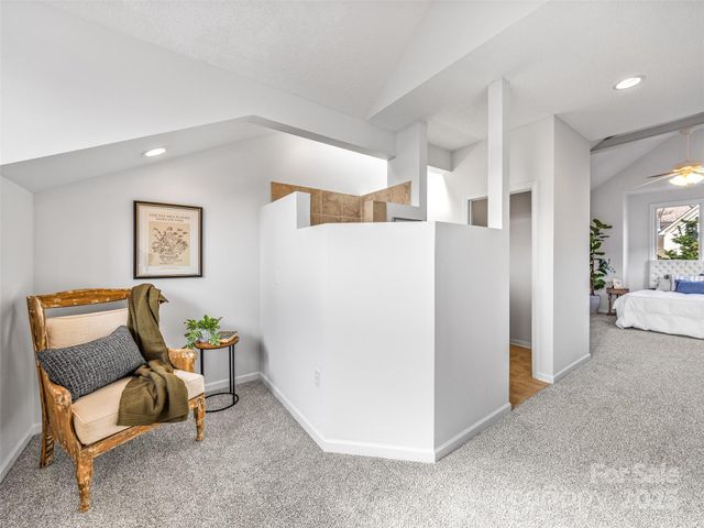 34 Beekeeper Trail, Swannanoa, NC 28778