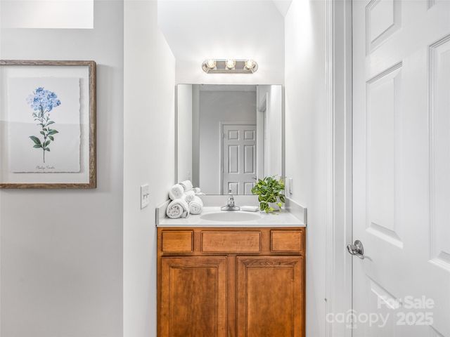 34 Beekeeper Trail, Swannanoa, NC 28778