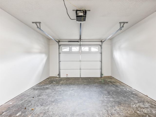 34 Beekeeper Trail, Swannanoa, NC 28778