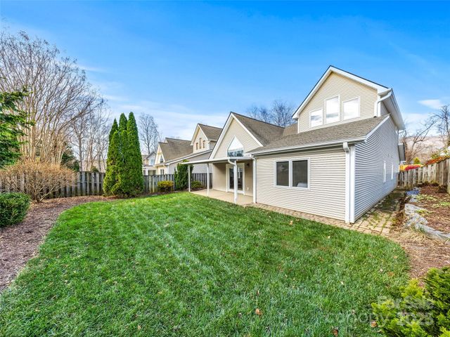 34 Beekeeper Trail, Swannanoa, NC 28778