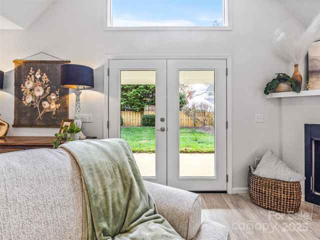 34 Beekeeper Trail, Swannanoa, NC 28778