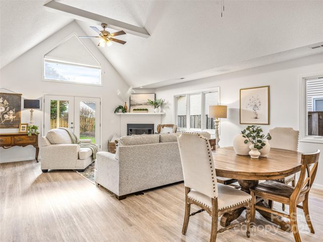 34 Beekeeper Trail, Swannanoa, NC 28778