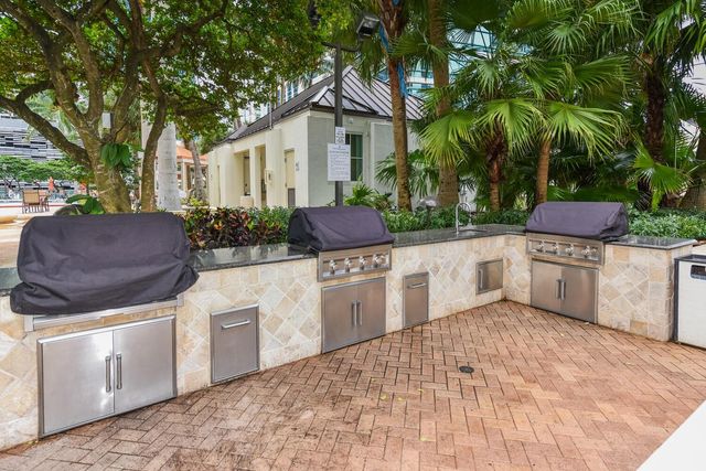 347 N New River Dr 2303, Fort Lauderdale, FL 33301