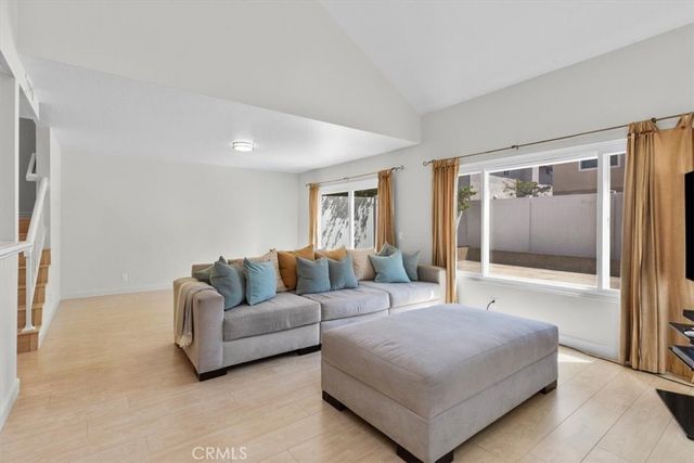 8728 Carlton, Inglewood, CA 90305