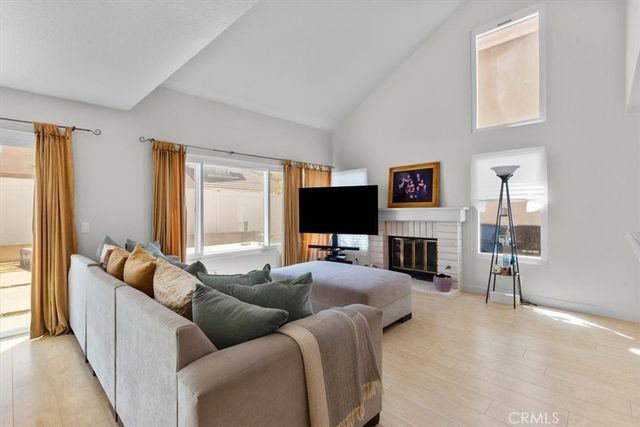 8728 Carlton, Inglewood, CA 90305