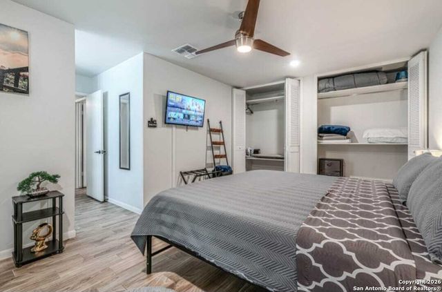 4226 Flint Hill St, San Antonio, TX 78230