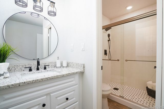 4226 Flint Hill St, San Antonio, TX 78230