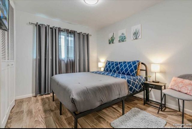 4226 Flint Hill St, San Antonio, TX 78230