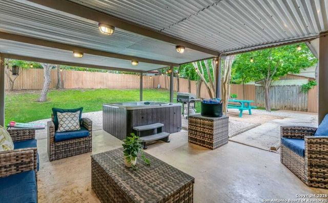 4226 Flint Hill St, San Antonio, TX 78230