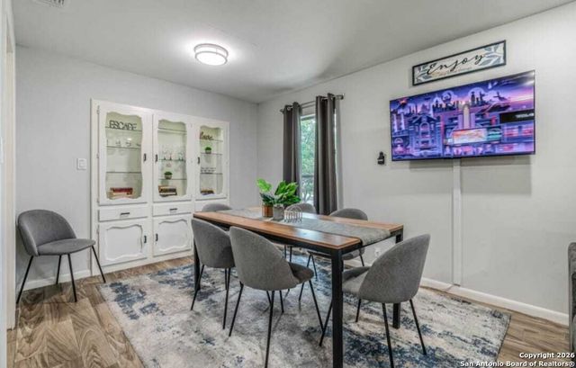 4226 Flint Hill St, San Antonio, TX 78230