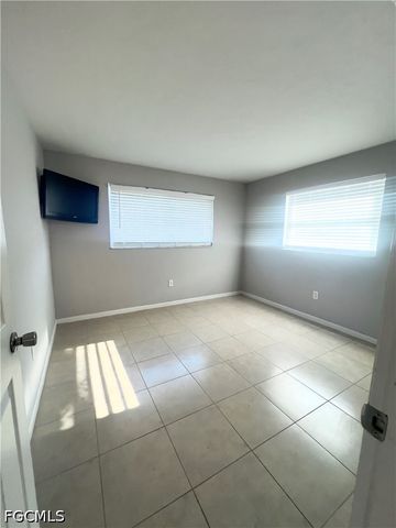 117 SE 45th TER, Cape Coral, FL 33904