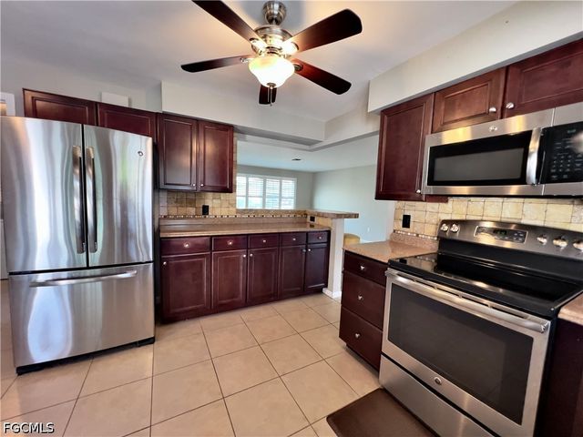 117 SE 45th TER, Cape Coral, FL 33904