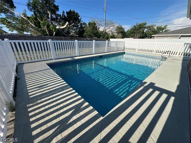 117 SE 45th TER, Cape Coral, FL 33904