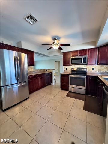 117 SE 45th TER, Cape Coral, FL 33904