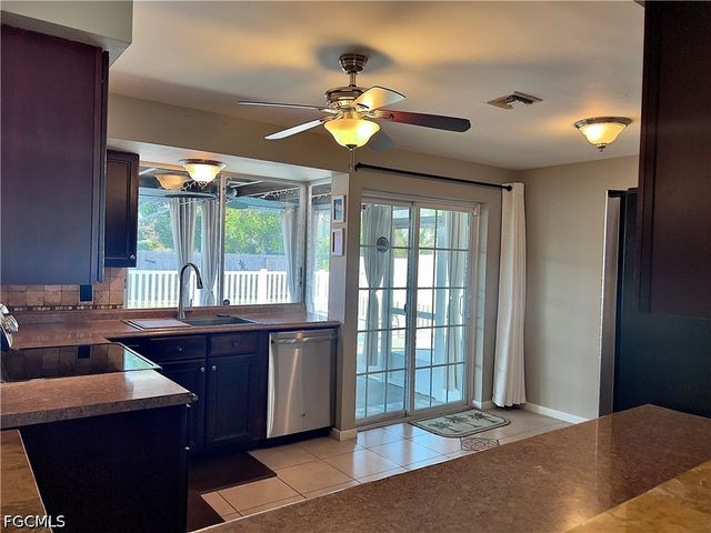 117 SE 45th TER, Cape Coral, FL 33904