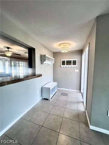 117 SE 45th TER, Cape Coral, FL 33904