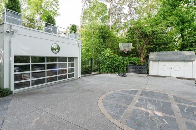 1020 W Wesley Road, Atlanta, GA 30327