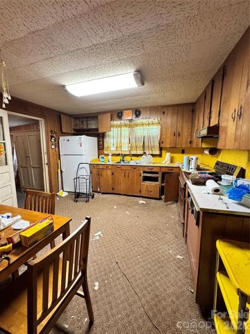 3449 Taylorsville Highway, Statesville, NC 28625