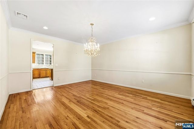 365 Forest Drive, Englewood Cliffs, NJ 07632