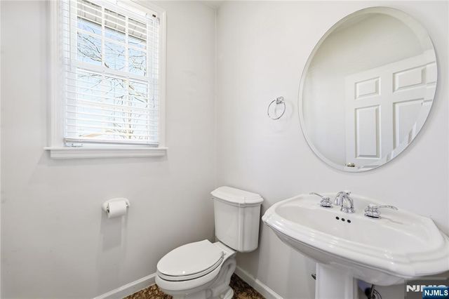 365 Forest Drive, Englewood Cliffs, NJ 07632