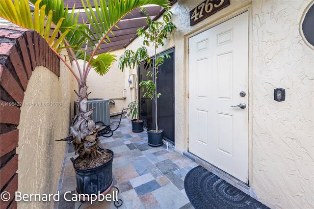 4763 NW 90th Ave, Sunrise, FL 33351