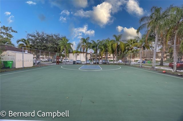 4763 NW 90th Ave, Sunrise, FL 33351