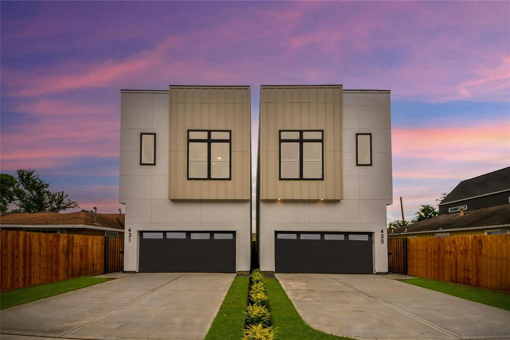 431 Neyland Street, Houston, TX 77022