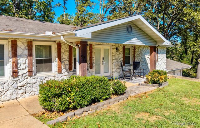 625 County Road 8330, West Plains, MO 65775