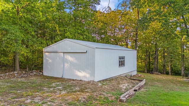625 County Road 8330, West Plains, MO 65775