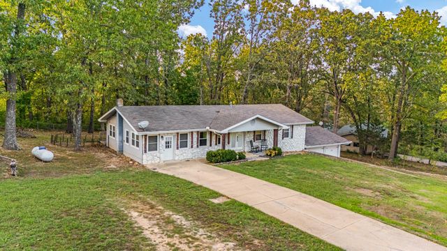 625 County Road 8330, West Plains, MO 65775