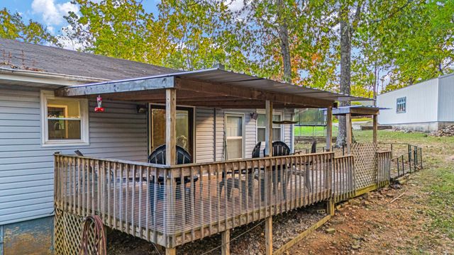 625 County Road 8330, West Plains, MO 65775