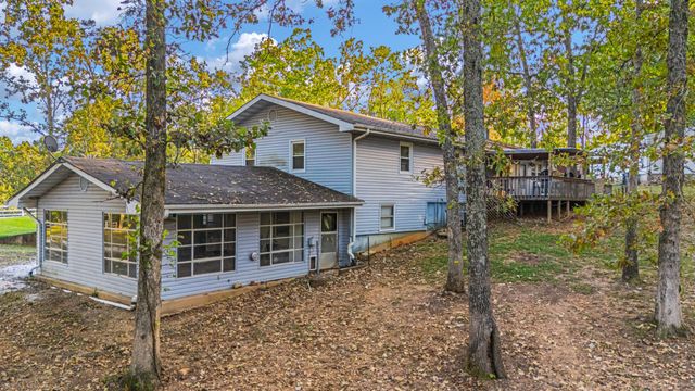 625 County Road 8330, West Plains, MO 65775