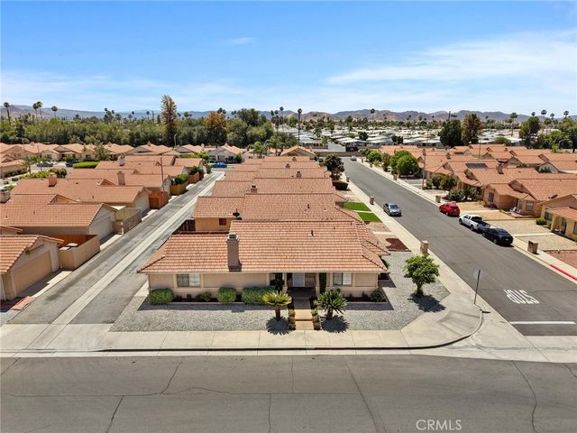 764 Ensenada, Hemet, CA 92545