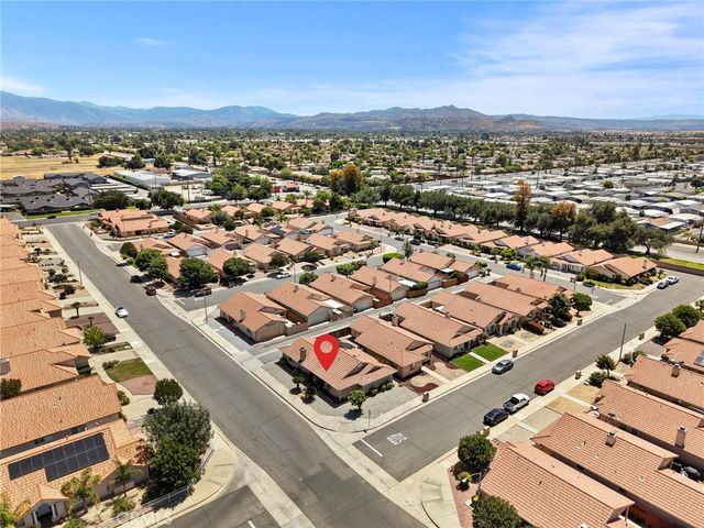 764 Ensenada, Hemet, CA 92545