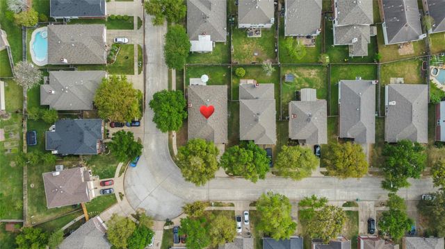 2846 Sandberry Drive, Kingwood, TX 77345