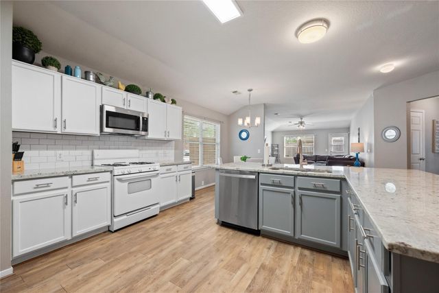 2846 Sandberry Drive, Kingwood, TX 77345