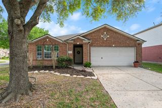 2846 Sandberry Drive, Kingwood, TX 77345
