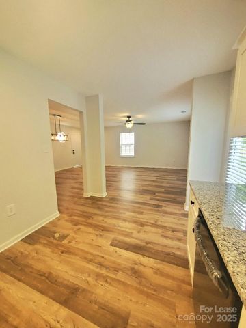 5709 Kelden Walker Lane, Charlotte, NC 28269