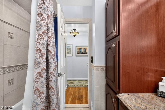 111 Woodland Rd, New Providence Boro, NJ 07974