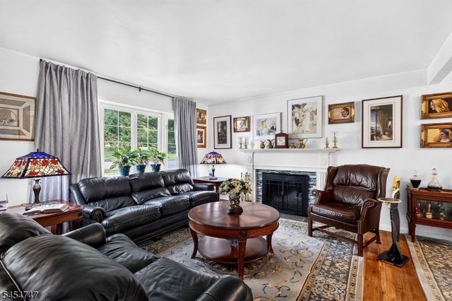 111 Woodland Rd, New Providence Boro, NJ 07974