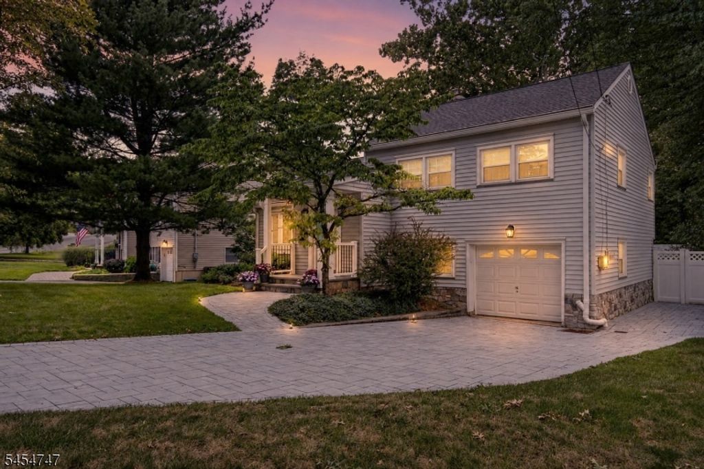 111 Woodland Rd, New Providence Boro, NJ 07974