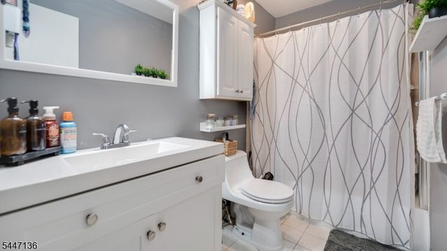 675 R Garden St 1, Elizabeth City, NJ 07202
