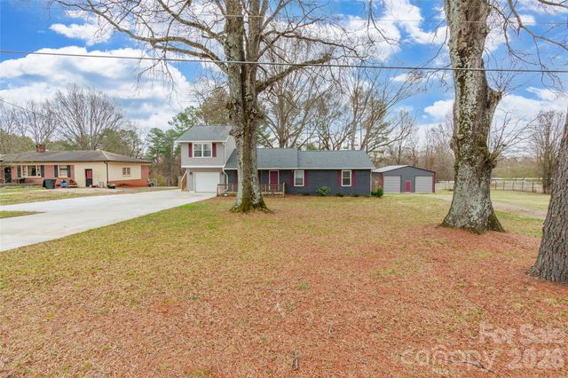 670 Lippard Farm Road, Statesville, NC 28625